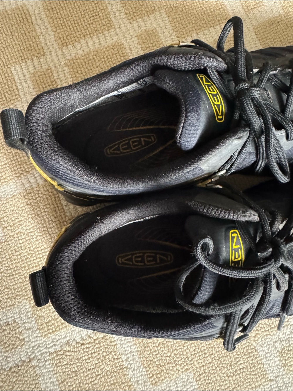 KEEN Venture Waterproof Hiking Trail Shoes Black Yellow Size 13 - Picture 6 of 15